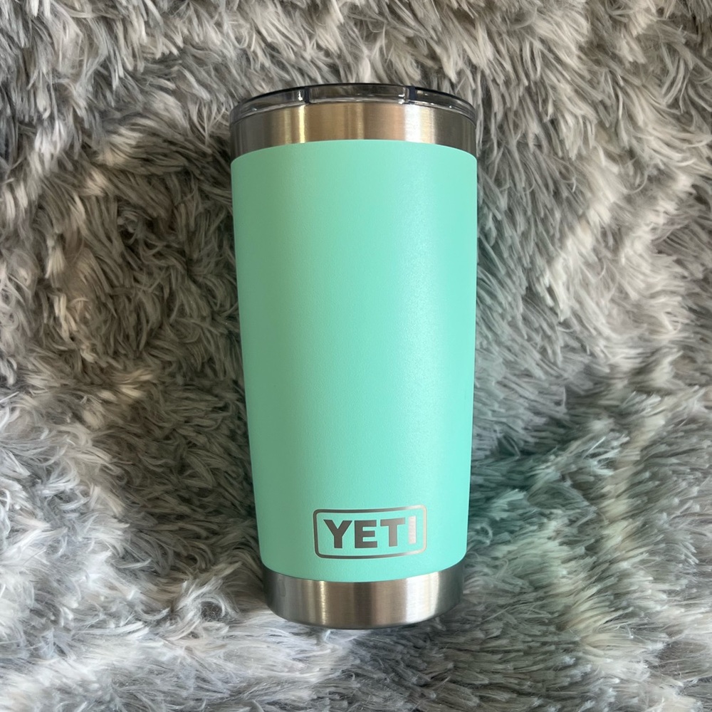 YETI Turquoise 20oz Tumbler